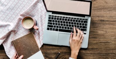 香港论文代写推荐